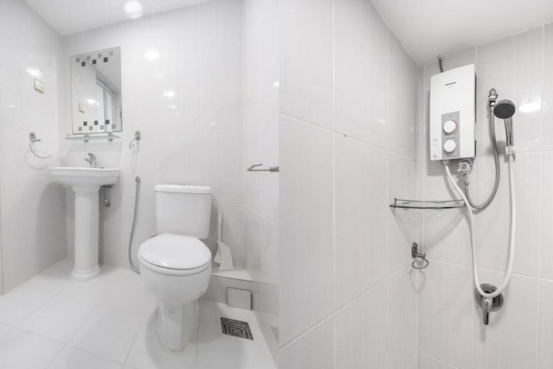 Batu Ferringhi Luxury Seaview Suite - 3Br Екстер'єр фото