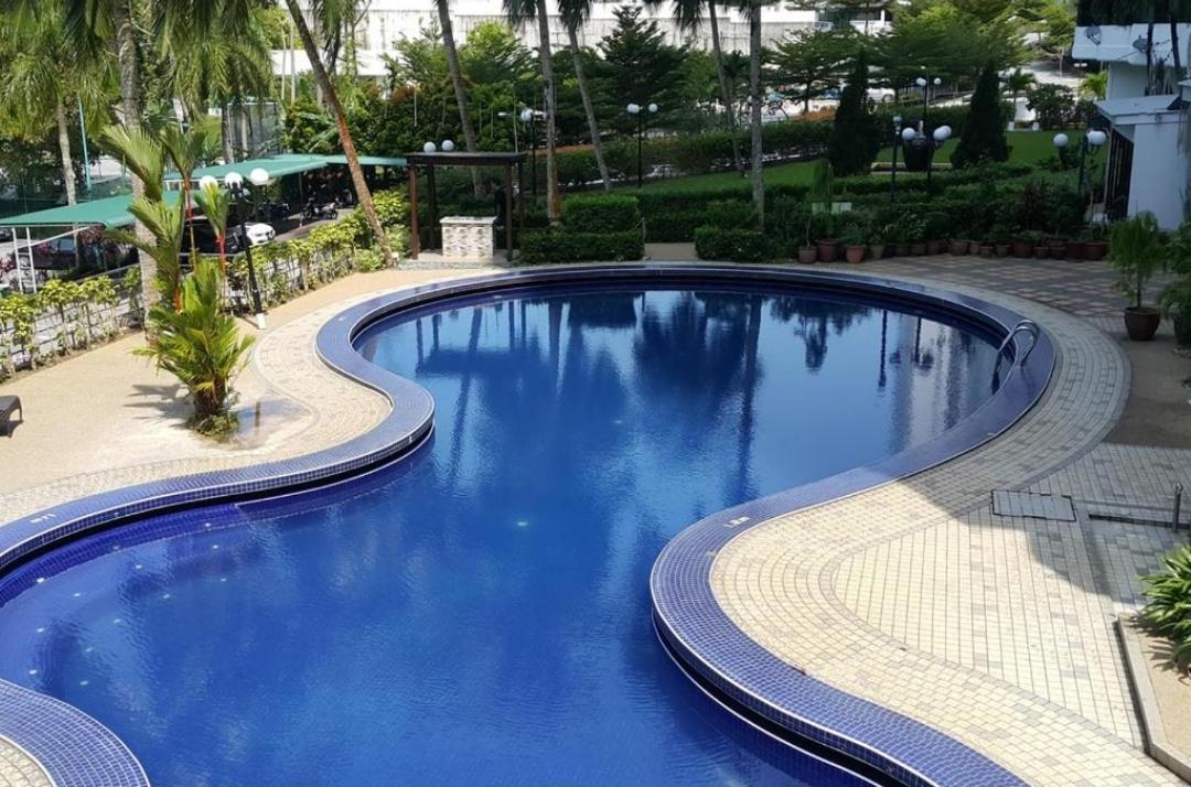 Batu Ferringhi Luxury Seaview Suite - 3Br Екстер'єр фото