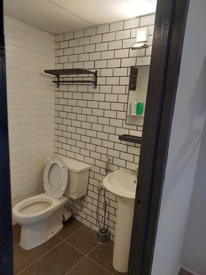 Batu Ferringhi Luxury Seaview Suite - 3Br Екстер'єр фото