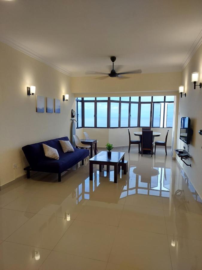 Batu Ferringhi Luxury Seaview Suite - 3Br Екстер'єр фото