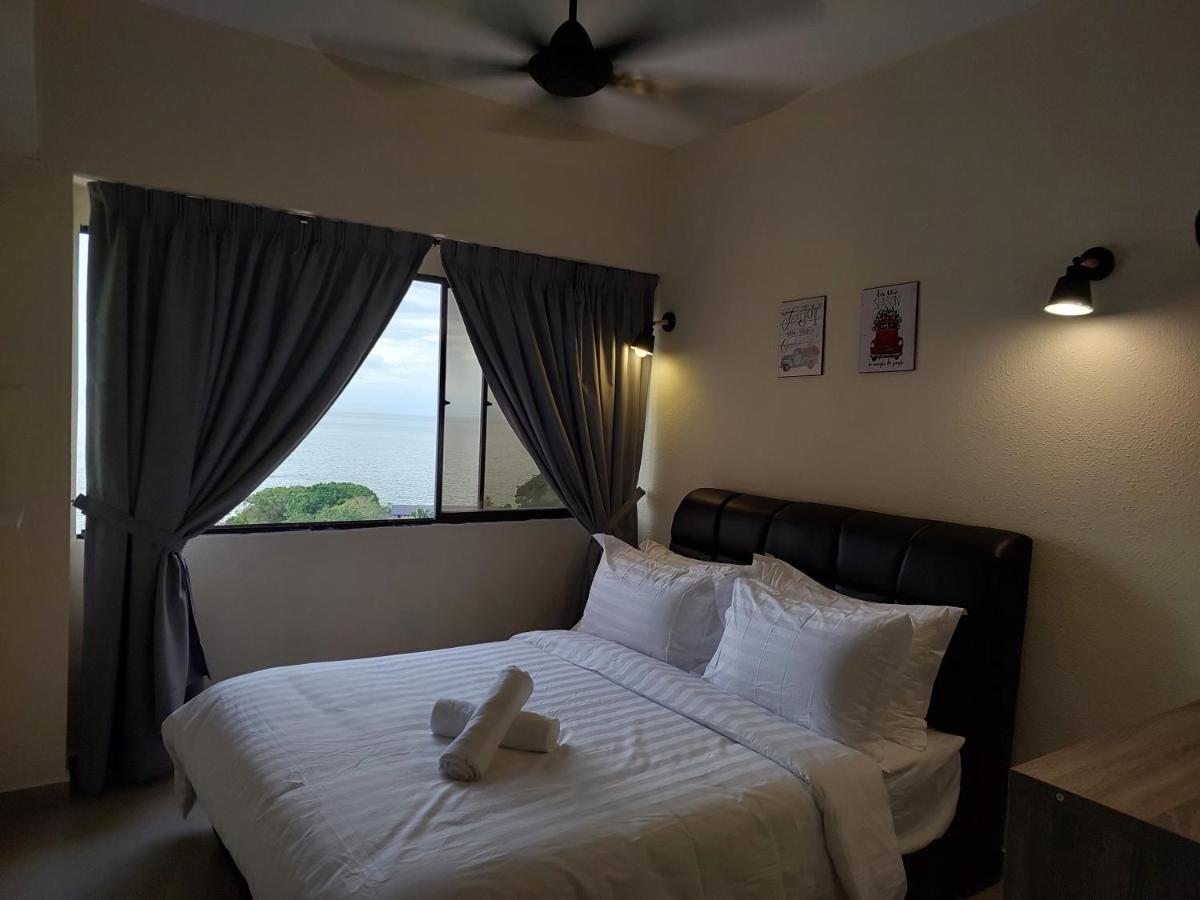 Batu Ferringhi Luxury Seaview Suite - 3Br Екстер'єр фото